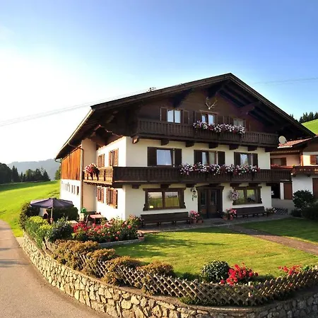Hof Oberlaiming Апартаменты *